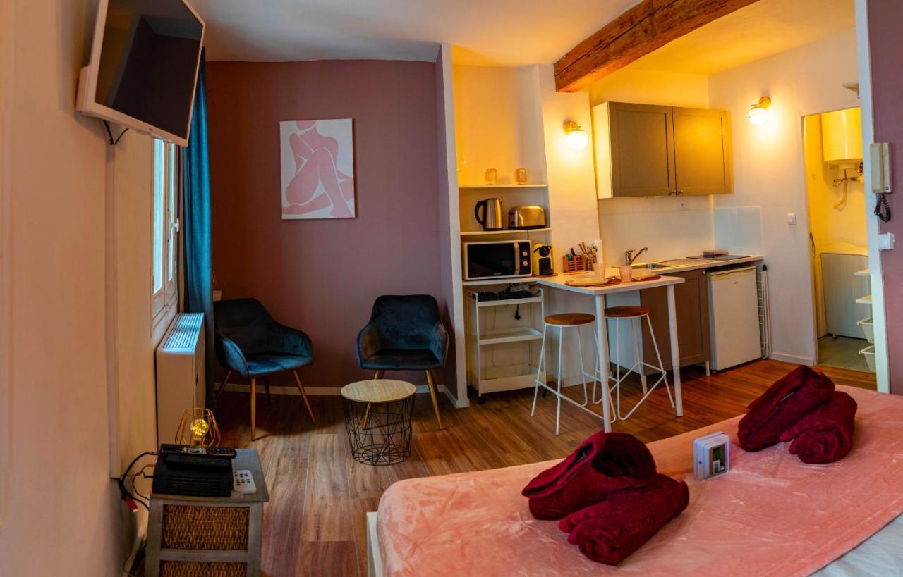 Ferienwohnung Aux Demoiselles D'Avignon Exterior foto